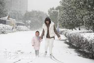 受降雪及路面結(jié)冰影響 全國多地境內(nèi)111個路段封閉