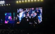 演唱會現場求婚，觀眾大喊退票？當事人回應：正遭遇網暴
