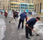安慶市住建局：清掃積雪確保出行安全