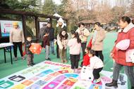 垃圾分類宣傳進公園   綠色低碳理念入人心