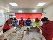 餃子飄香迎冬至 共筑關愛鄉鄰情