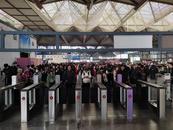 31日預計發(fā)送旅客245萬人次 長三角鐵路客流持續(xù)高位運行