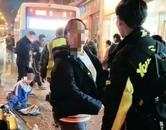 中學門口公交車撞倒多名學生 四川安岳警方：12人受傷，其中1人傷勢較重