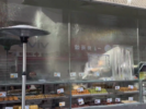 消防噴頭突爆裂，山東一糕點店變“水簾洞”  店長：糕點全廢，電器進水