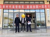 黃山一男子酒駕遇查，撞傷民警后逃逸