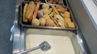 老年食堂暖胃又暖心|到老年食堂吃飯太方便了