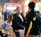 中學(xué)門(mén)口一公交撞倒多名學(xué)生，目擊者：車速較快，多名學(xué)生受傷