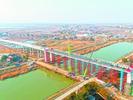 引江济淮工程白湖大桥主桥系梁合龙