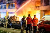 荷兰鹿特丹发生爆炸 多栋建筑起火