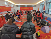 肥西縣上派鎮紫蓬社區：墨香四溢傳深情 福氣滿滿迎新春 