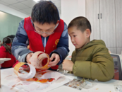 包河區(qū)方興社區(qū)：巧手制龍燈 歡喜迎新春