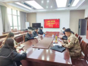 迎江區(qū)錢牌樓社區(qū)：征兵宣傳進校園 攜筆從戎正當時