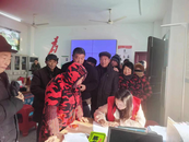 葉集區(qū)姚李鎮(zhèn)看花樓村開展“助力電動車上牌，點亮文明生活”志愿服務(wù)活動