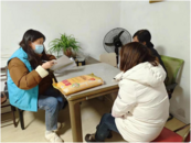 安慶市樂鄰社工開展轄區(qū)精神障礙患者上門康復(fù)訓(xùn)練服務(wù)  