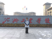 路遇老人摔倒扶不扶？池州15岁女学生给出“最美答案”