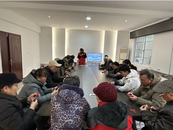 雪華鄉（宏業村街道）第一社區開展“弘揚傳統文化 豐富文化生活”剪窗花活動