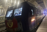 英雄機車“八一號”擔當春運首趟臨客