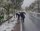 宜秀區大龍山鎮永安社區：立即響應 防范低溫雨雪冰凍災害