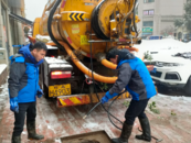 新春走基層｜大雪中，大皖新聞記者體驗掏糞工作