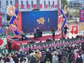 錦繡中國(guó)年丨千人嗨歌鬧年集 傳統(tǒng)廟會(huì)“發(fā)新枝”