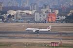 东航全球首架C919海外“首秀”归来