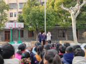 鳳一小舉行2024年春季學期“龍躍華夏 共赴未來”開學典禮