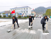 懷寧縣江鎮鎮：戰冰雪 保暢通