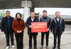 安巢经开区总工会深入基层慰问一线职工