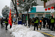 壽縣城管：掃雪除冰再奮戰 護航城市保安全
