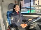 跟着代表委员去上班丨全国人大代表杨苗苗：除了开好公交车 我关注的还有很多