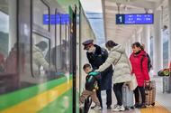 長三角鐵路初六預計發送旅客255萬人次 計劃增開至南昌、長沙等地列車149列