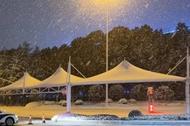 霧炮車上場！淮南市住建局晝夜作戰應對強降雪