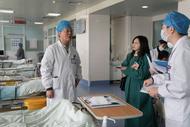 跟著代表委員去上班丨最長一臺手術曾做十幾個小時 記者探訪全國政協委員林敏的工作日常