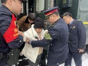 愛心接力情曖“特殊旅客”回家路