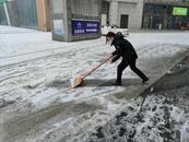 工行合肥新匯支行聞雪而動，開辟“暖心通道”