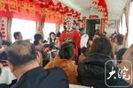 列车送祝福 温暖春运回家路