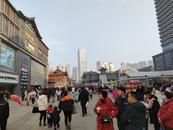 新春走基層|年初一合肥淮河路步行街人氣旺