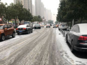 直擊大雪中的合肥 |記者跟隨市民體驗上班路：大雪天高峰期叫車近1小時無應答
