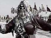 甘肅榆中300萬粉絲網紅睡夢中去世，家屬：事發當天被人灌了酒