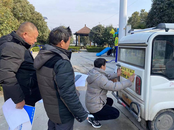 淮南市泥河鎮：多措并舉推動鄉村三、四輪車反光貼張貼工作