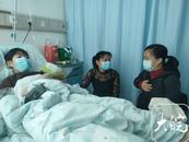 “望江13歲男孩患鼻咽癌”后續：“氣球姐姐”前往醫院鼓勵他