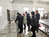 懷寧縣洪鋪鎮：筑牢校園“餐飲關” 守護“舌尖上的安全”