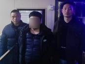 男子潜入他人家中吃住盗窃 被警方抓获