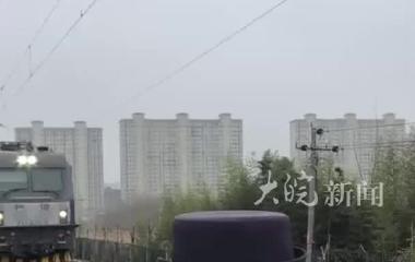 大皖正能量|入职30年写下18本工作日记  固镇站客运值班员冯桂红   站好最后一班春运岗