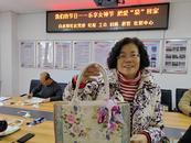 合肥市廬陽區雙崗街道白水壩社區：樂享婦女節 把愛“袋”回家 