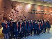 合肥先鋒悅書房聯(lián)合南門小學(xué)共同組織同學(xué)及家長開展走進(jìn)安徽好人館活動(dòng)