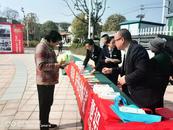 郵儲銀行岳西縣支行：減費讓利，保護權益 