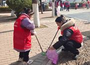 渦陽：學雷鋒見行動 環保普法展志愿風采  