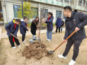 蚌埠市行知實驗學校：春回大地萬物蘇，植樹添綠正當時