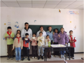 大學生科技化學協會走進卓爾社會工作服務中心開展趣味化學科普實驗  